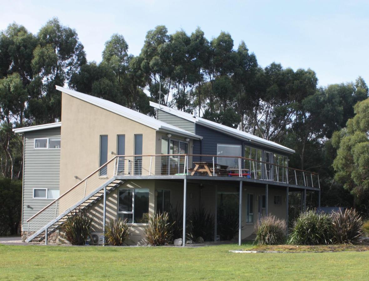 Villa Harbour Lookout Strahan Esterno foto